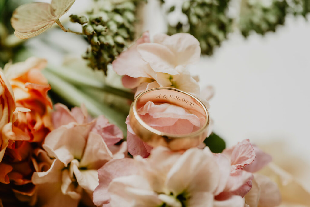 Fleuriste mariage - cérémonie et bouquet de mariée